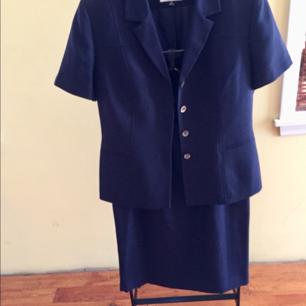 Two piece woman suit